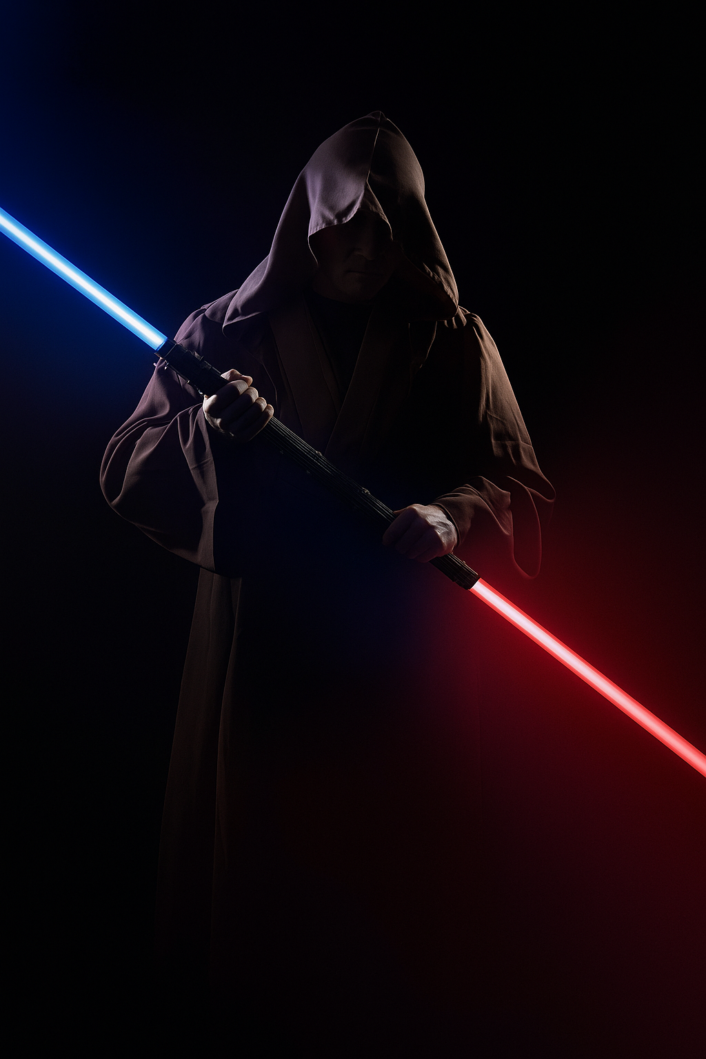 star wars Light Saber without batteries ( set of 2) red and blue color with sound effect and light sabers