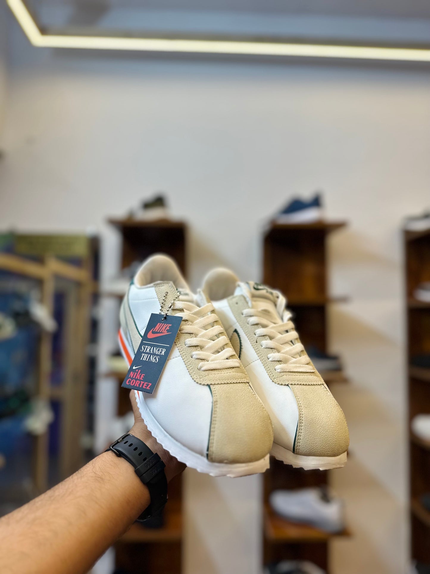 Nik é cortezX stranger things Retro Shadow Pack Runner – Upside Inspired | Limited Drop