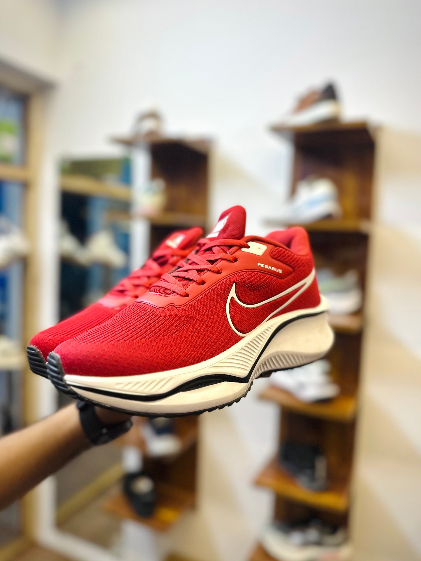 Nik é Air Zoom Pegasus Running Shoes – Red | Lightweight & Cushioned Sports Sneakers